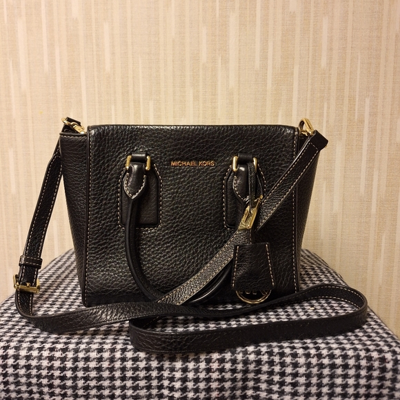 Michael Kors Black Crossbody Bag - Picture 2 of 10